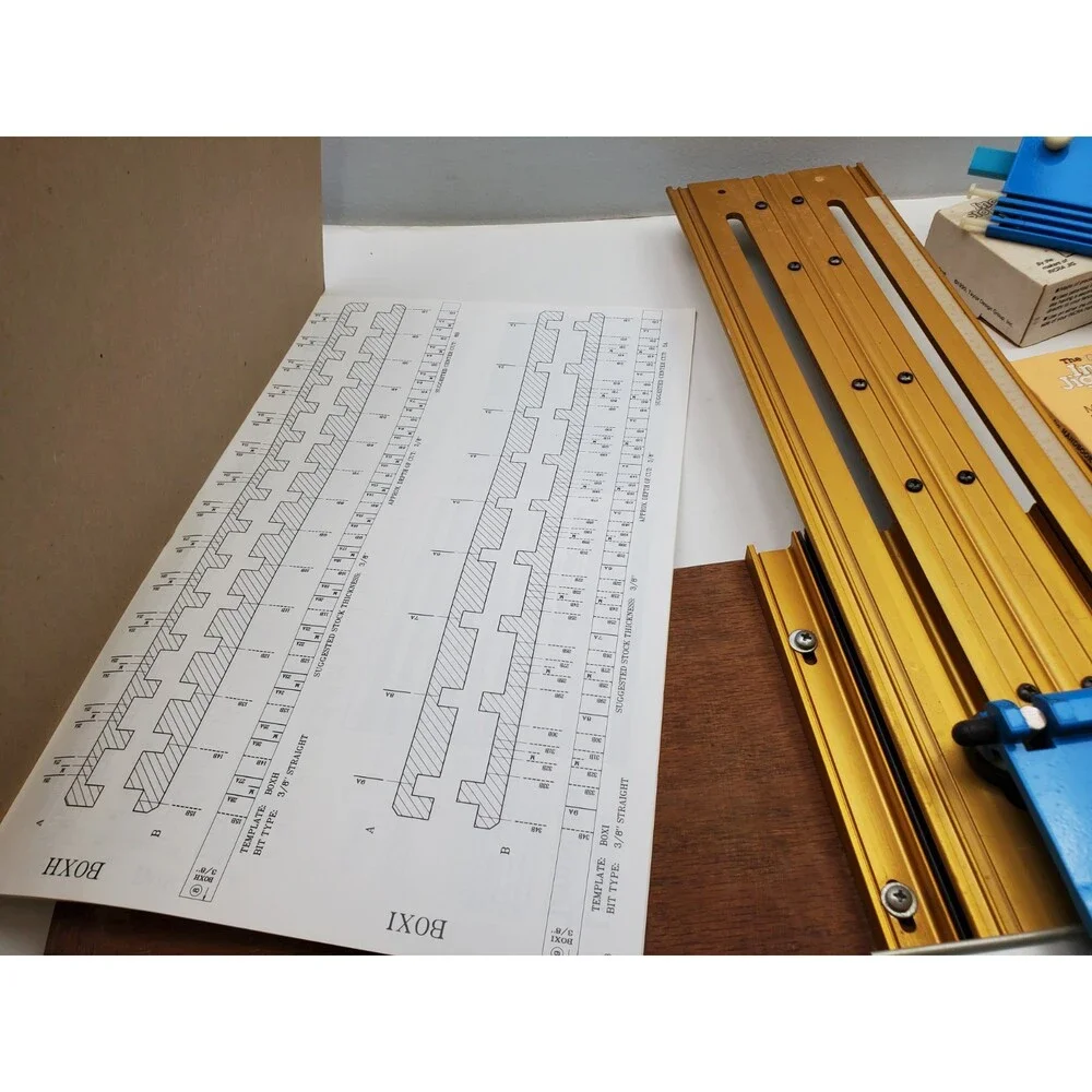 Incra Jig Fence Positioner Template Woodworking Router Dovetails Box Joint Books